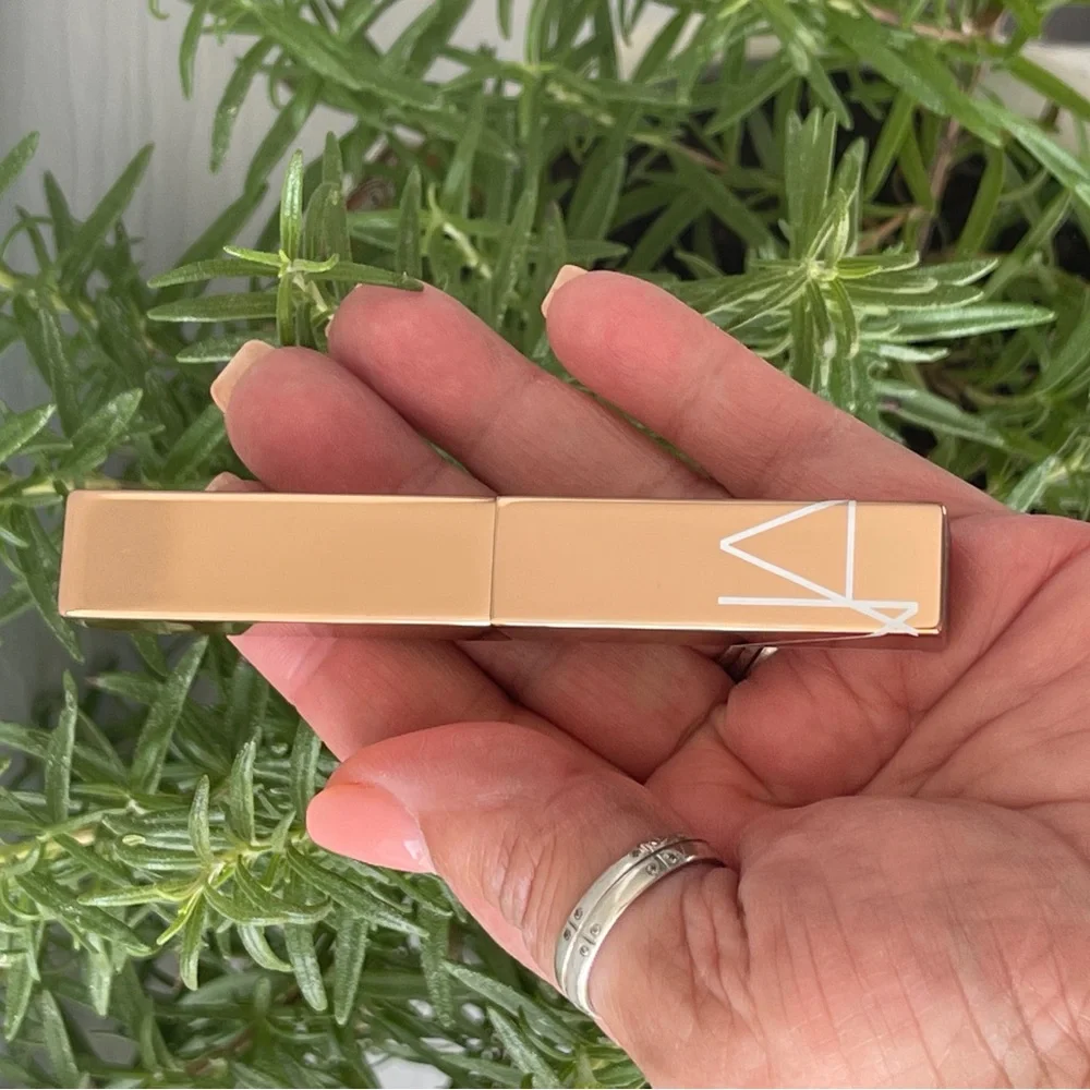 NARS Afterglow Sensual Shine Lipstick In (High Gear 218) Burnished Coral